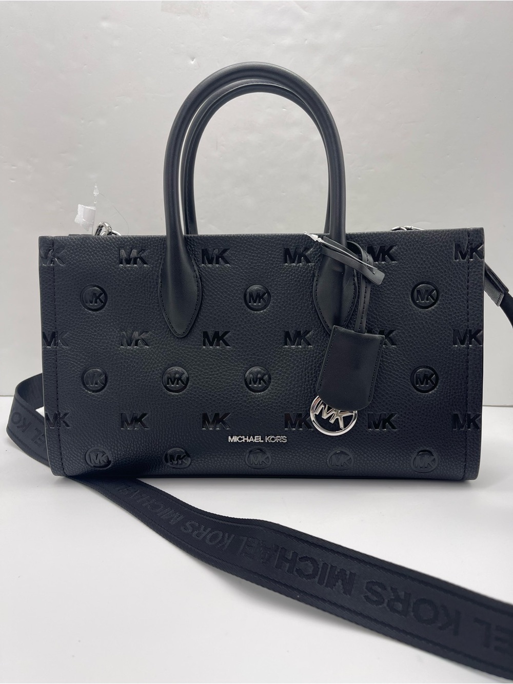 MICHAEL KORS Mirella Md Logo Debossed Satchel Shoulder Tote Crossbody
Black
NWT - Picture 10 of 16